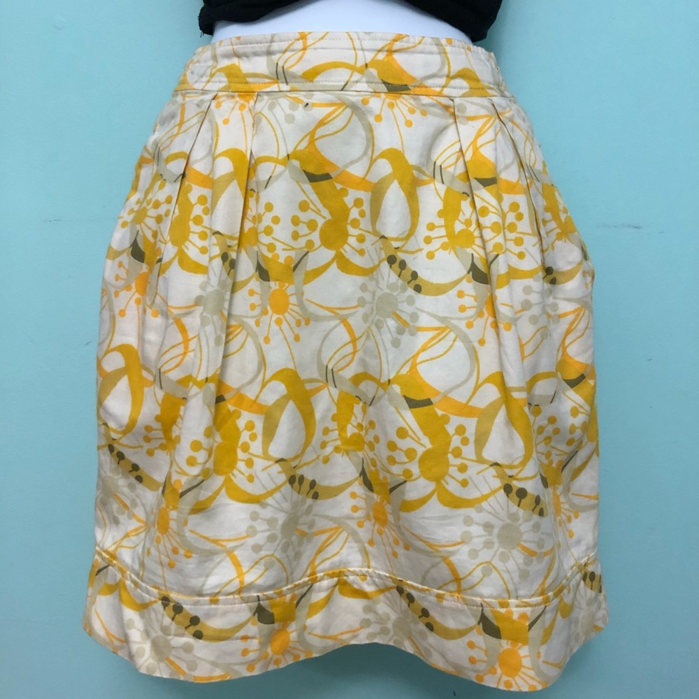 Skirt with pockets!